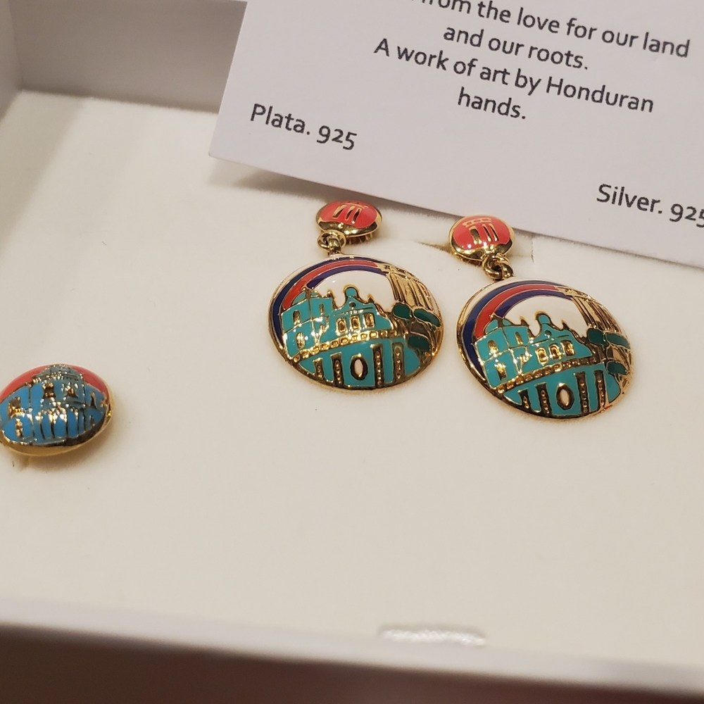 Vintage Casa De Oro .925 Earring set